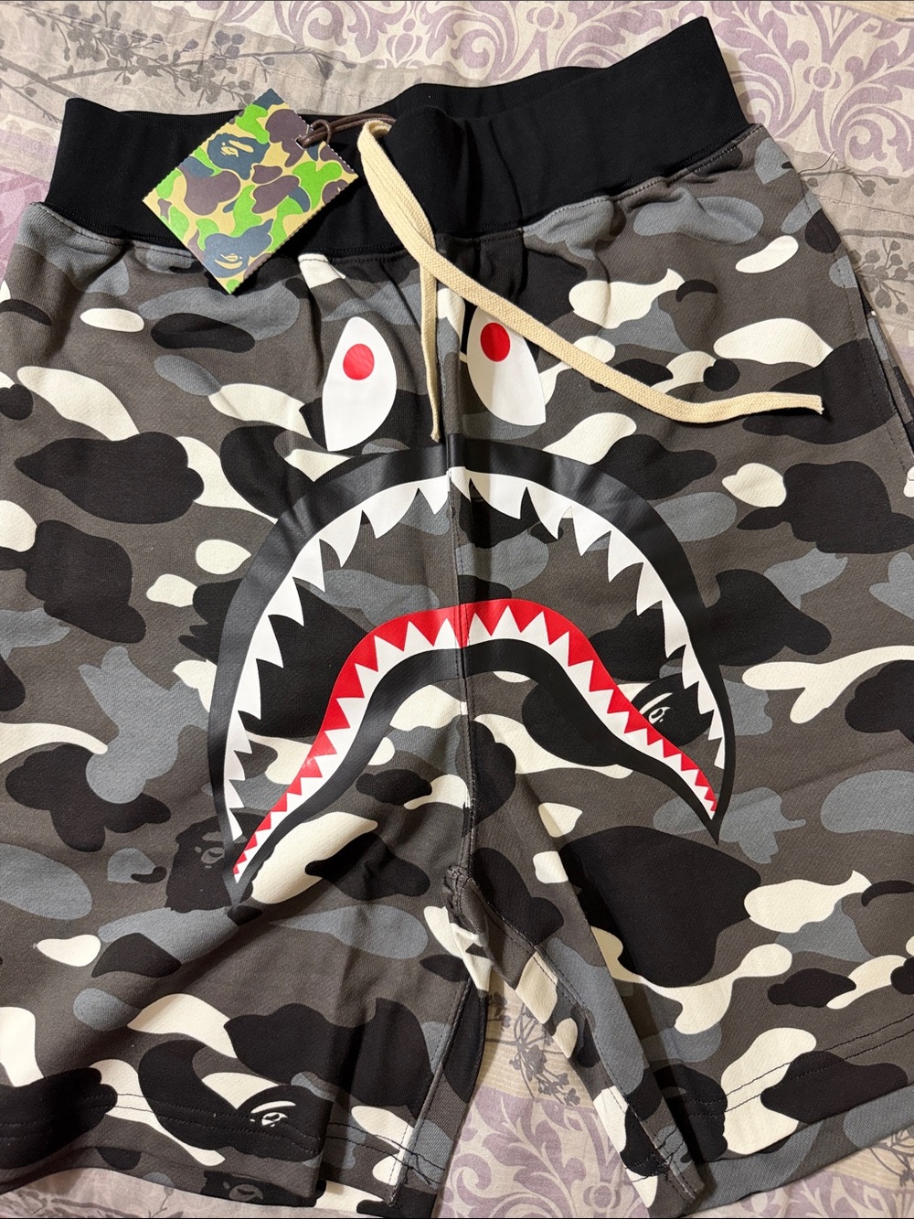Babe Men's Camo Shark-Graphic Shorts in Black/Grey